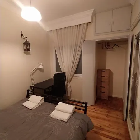Апартаменты Cozy Three Bdrms At Five Filippou Str Салоники
