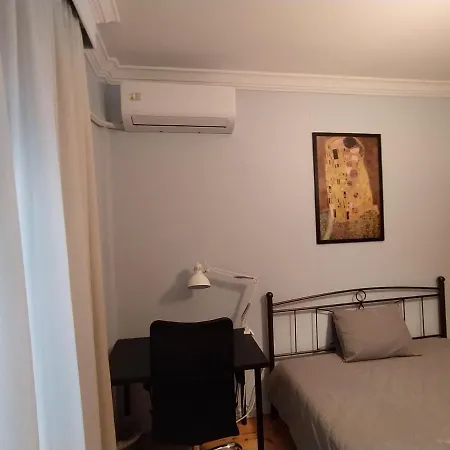 Cozy Three Bdrms At Five Filippou Str Апартаменты Салоники