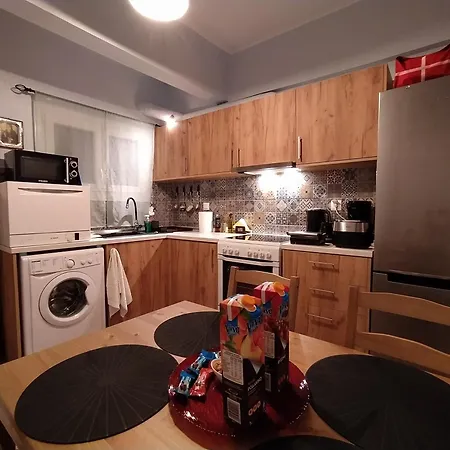 Cozy Three Bdrms At Five Filippou Str Thessalonique