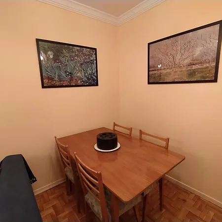Апартаменты Cozy Three Bdrms At Five Filippou Str